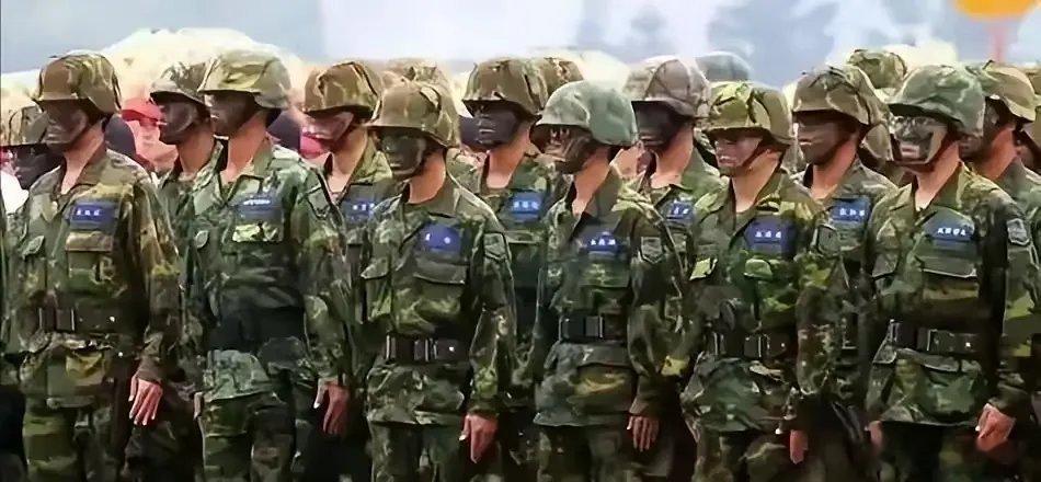 为什么解放军唯独紧盯台军 333 旅？不是因为它强，是因为它欠了滔天血债！这笔账