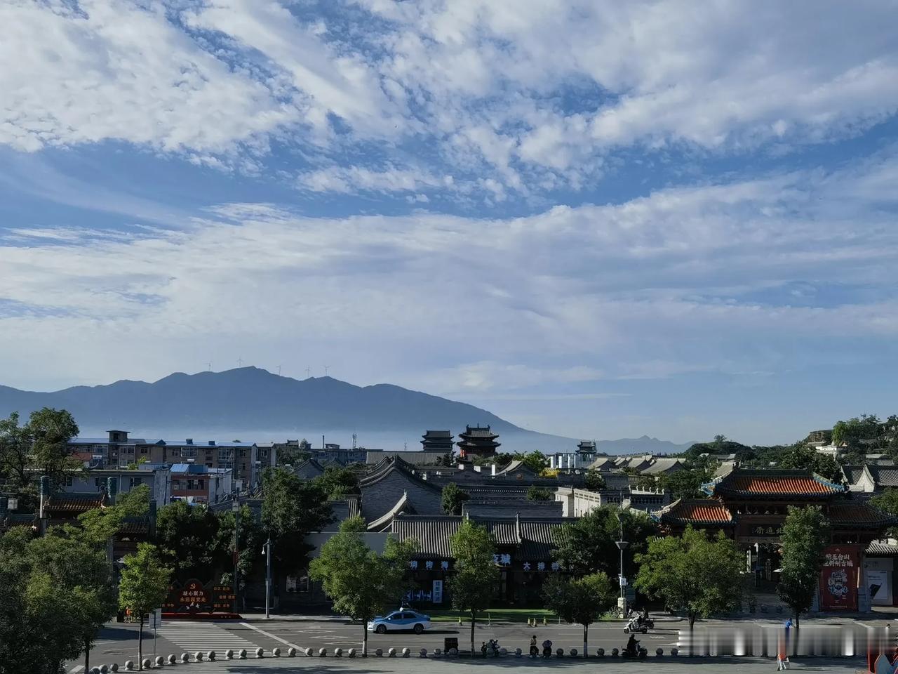 忻州城楼远眺


山西忻州古城墙 忻州古建筑