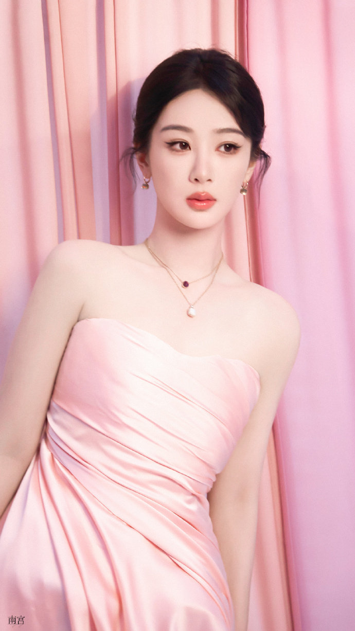 杨紫玉兰花开君再来 💜杨紫董竹君 山野千里，你是我藏在星星里的浪漫. 杨紫🔸