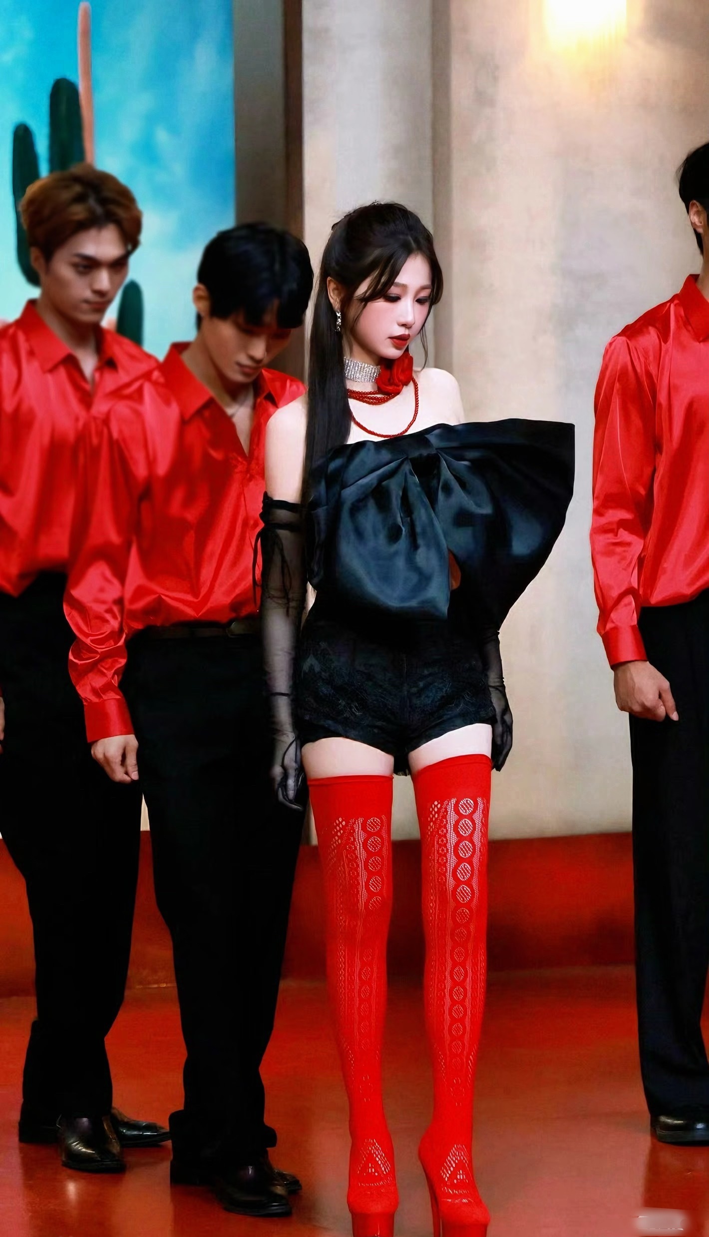 感觉窝鱼这个身材根本不用修图，原图直出有震撼力多了