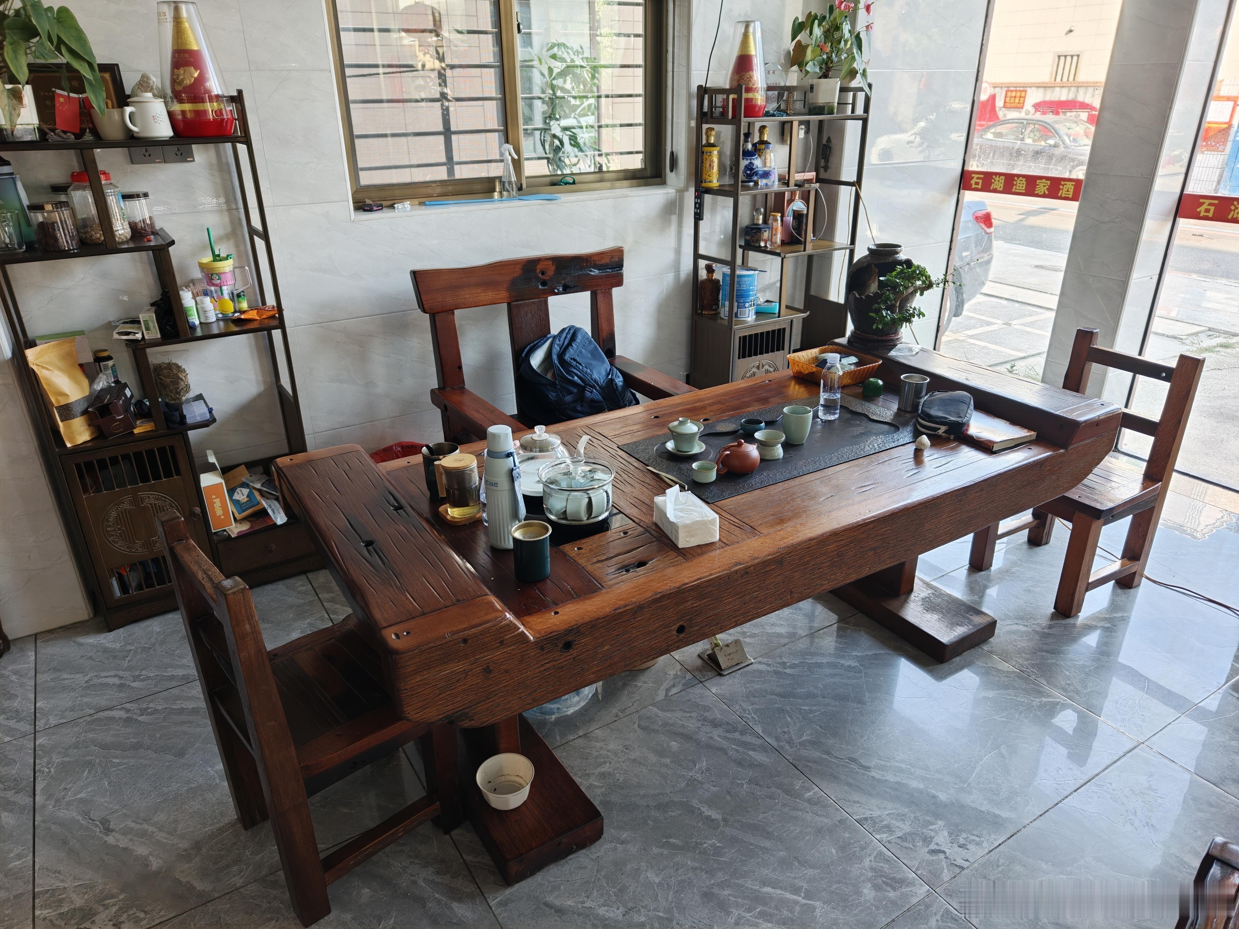 想撬开福建以及潮汕人民的嘴，你必须得先学会喝茶，不吹不黑，这真是那里每家每户的标