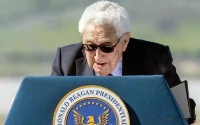 基辛格100岁生日！比拜登还能活，他当年为什么当不了美国总统？

来源:海峡快讯