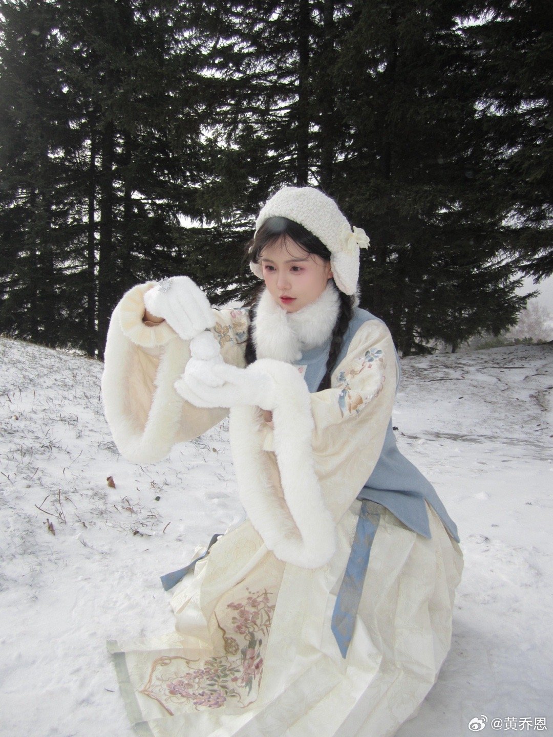 ❄️🐰🍓🍡雪地里的小兔、小草莓、小丸子～零下10度测评今年远山乔的冬装也要