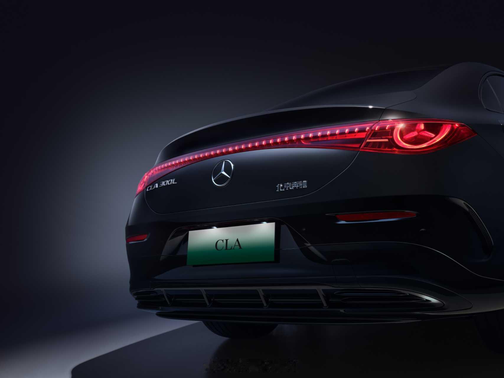 平替很好但我选奔驰全新梅赛德斯-奔驰纯电CLA在安全防护上，构建了坚实的基础，为