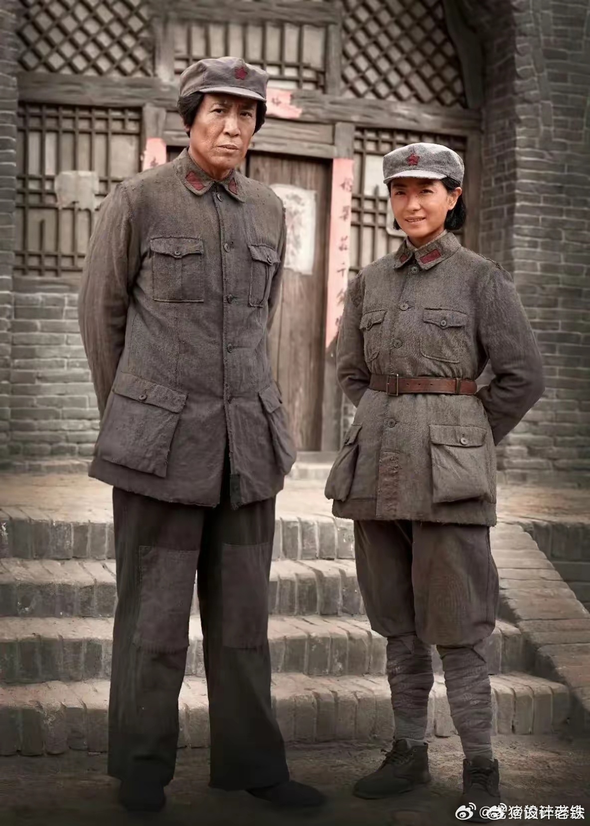 电视剧《伟大的长征》，于和伟和万茜的剧照。还原度很高 ​​​