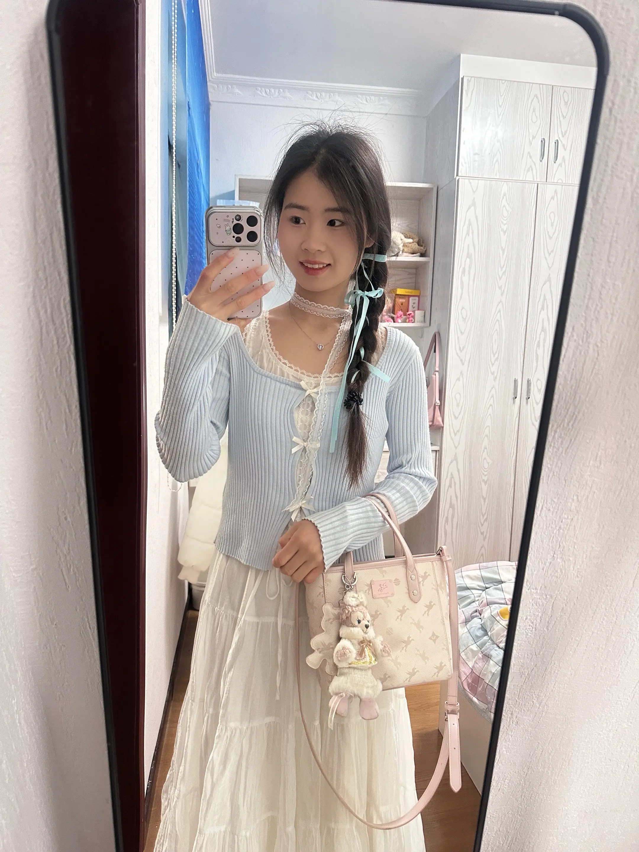 02年的我都 24岁了，怎么从来没有任何一个男孩每天缠着我，每天问我在...