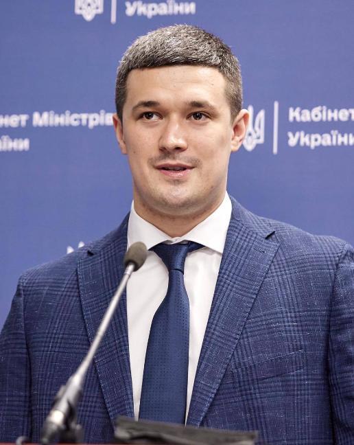 仗不好打，新官上任先要筹码
参考消息网援引美联社1月14日报道，乌克兰新任国防部