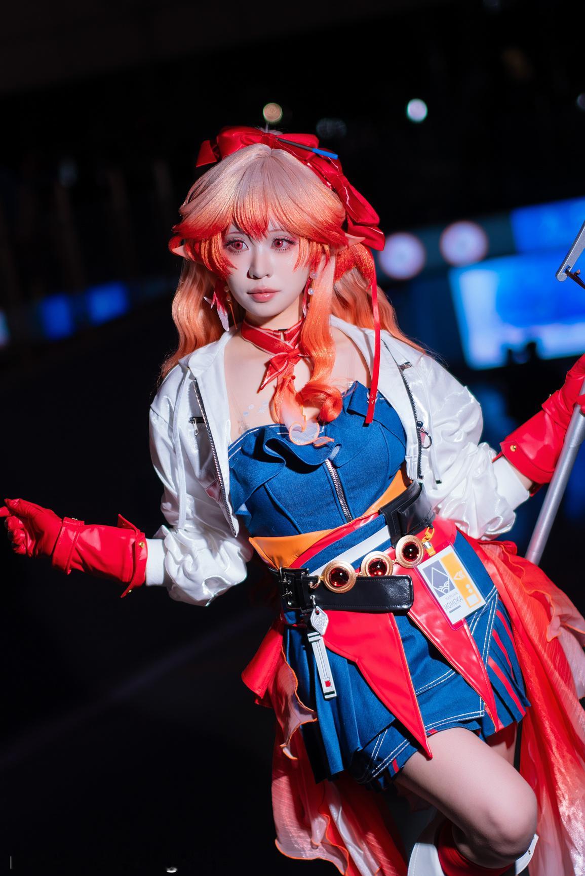 猎人拍漫展萤火虫漫展明日方舟萌萌香想把漫展图带回家？请看置顶！(展示为精修图)摄