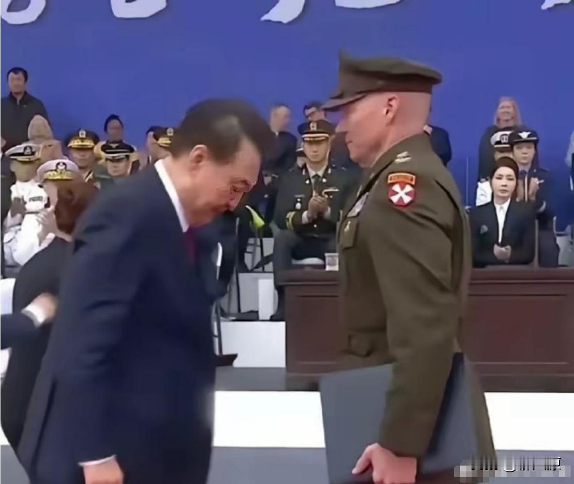 韩国45年后的首次戒严还没取消多久，不少韩国军队就开始撤离了，这其实也不是尹锡悦