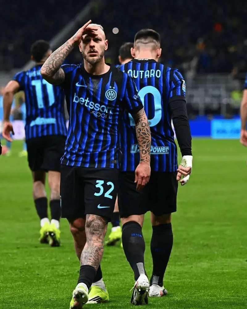 6球15助攻，迪马尔科成为意甲历史上第一位单赛季制造进球20+的后卫。迪马和巴雷