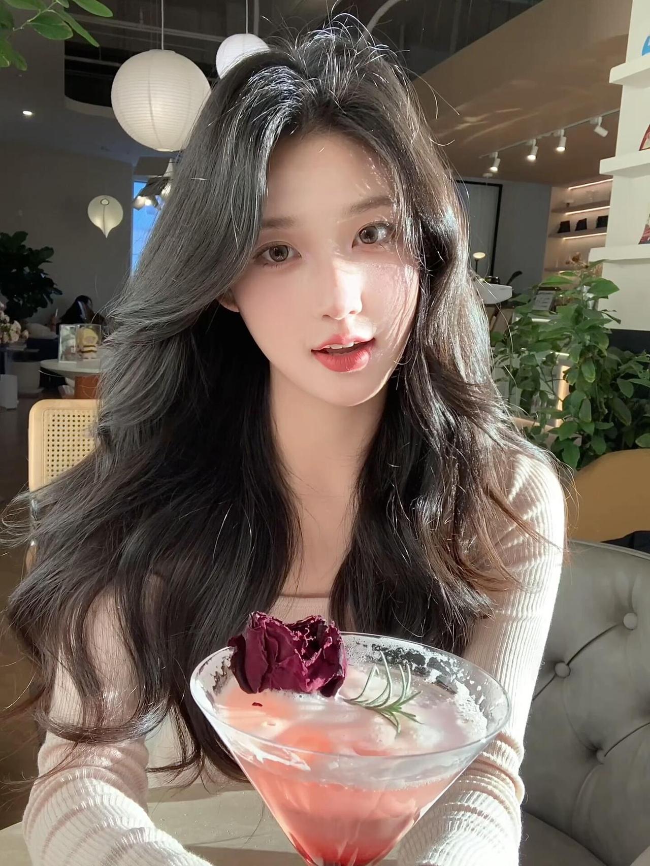 化这个玫瑰妆可以拿下你吗？