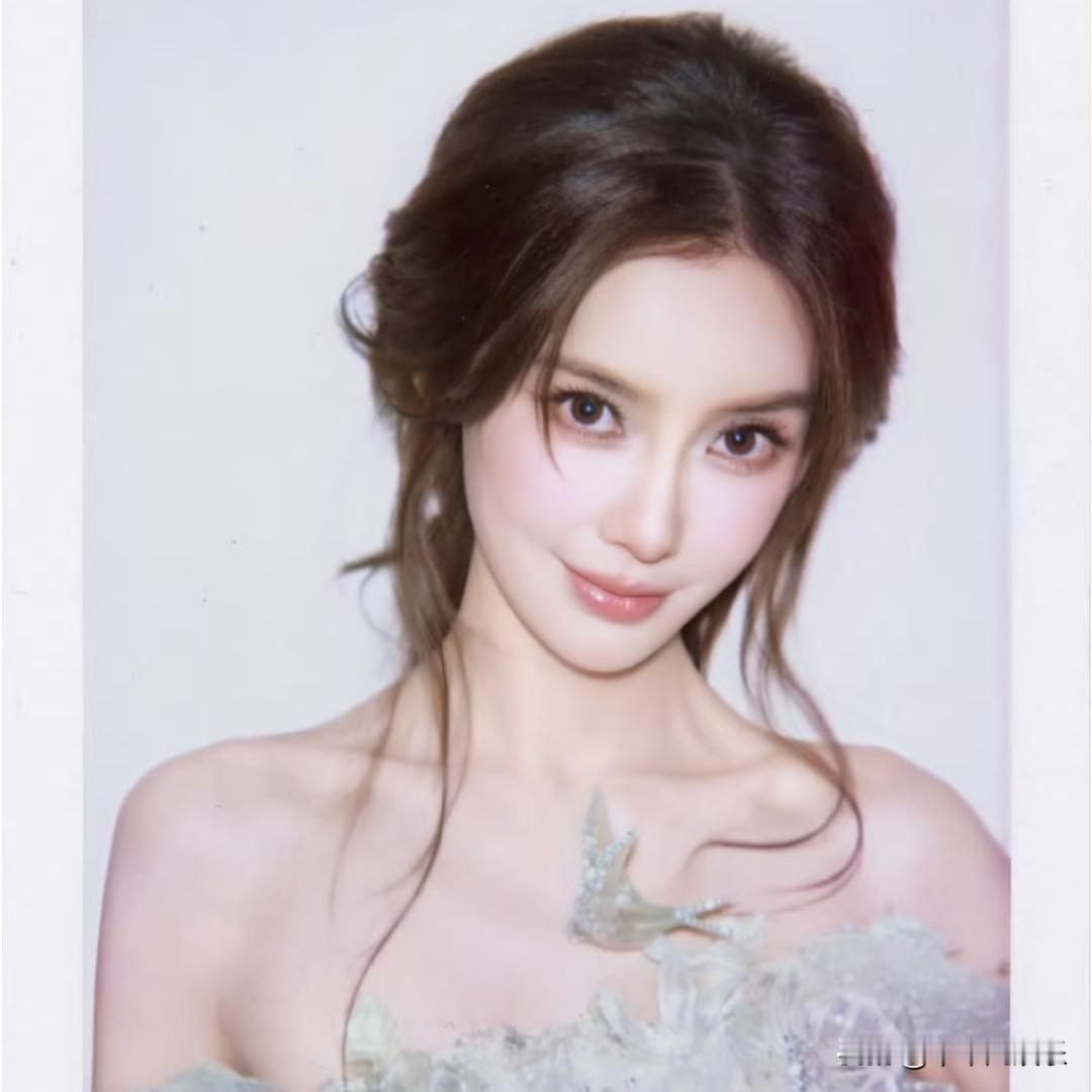 撕拉片停产的消息刚传出来时，好多复古摄影爱好者叹气说又少了一份情怀，直到年初An
