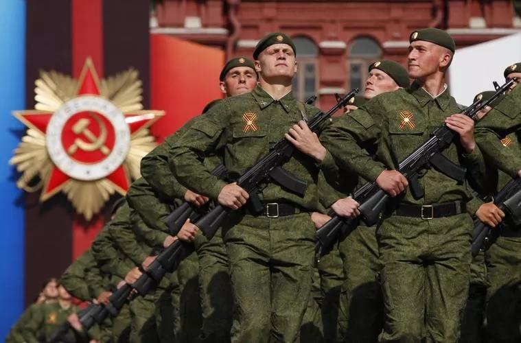 俄罗斯军队很拉胯？这么说吧，除了中美，世界上没有任何国家能够单独和俄罗斯打仗，这