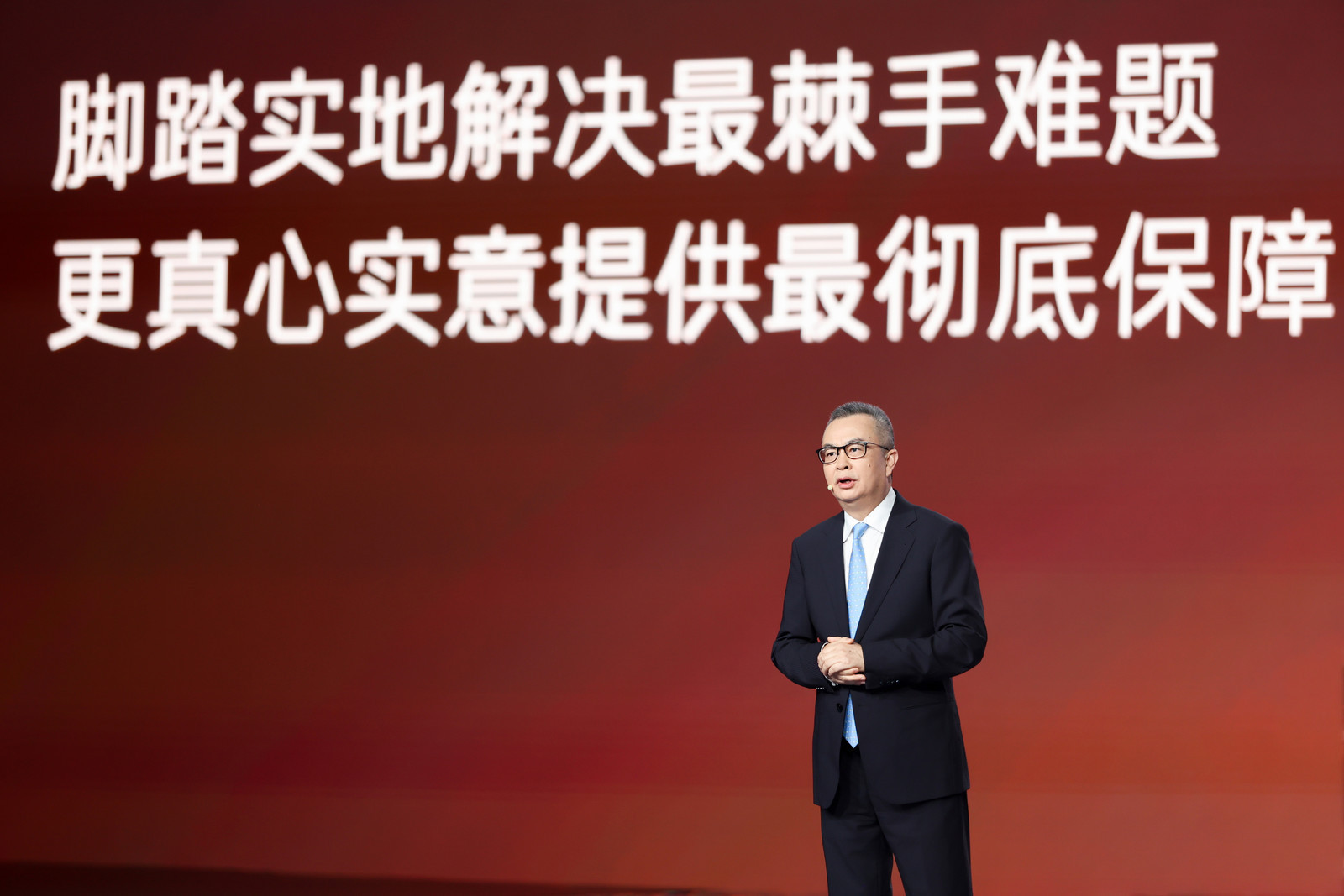 广丰高管回应铂智7四大关切铂智7上市限时补贴权益价14.78万起广汽丰田铂智7正