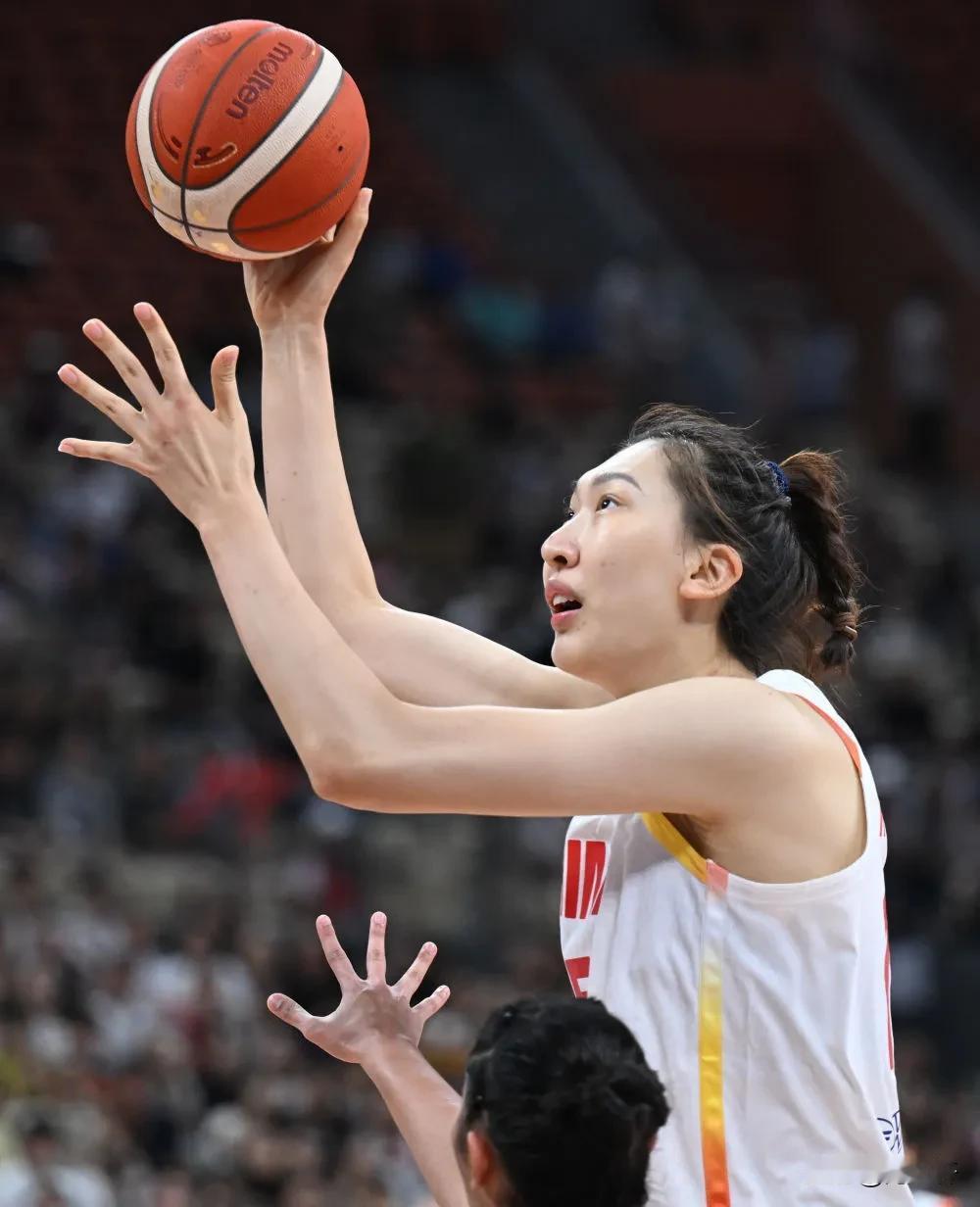 女篮亚洲杯首日：中国110分血洗印尼，日本逆转拒冷门！
 
深圳战火点燃，卫冕冠