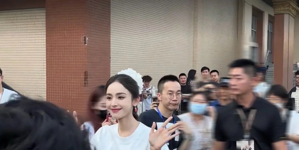 古力娜扎确实很出众啊 ​​​