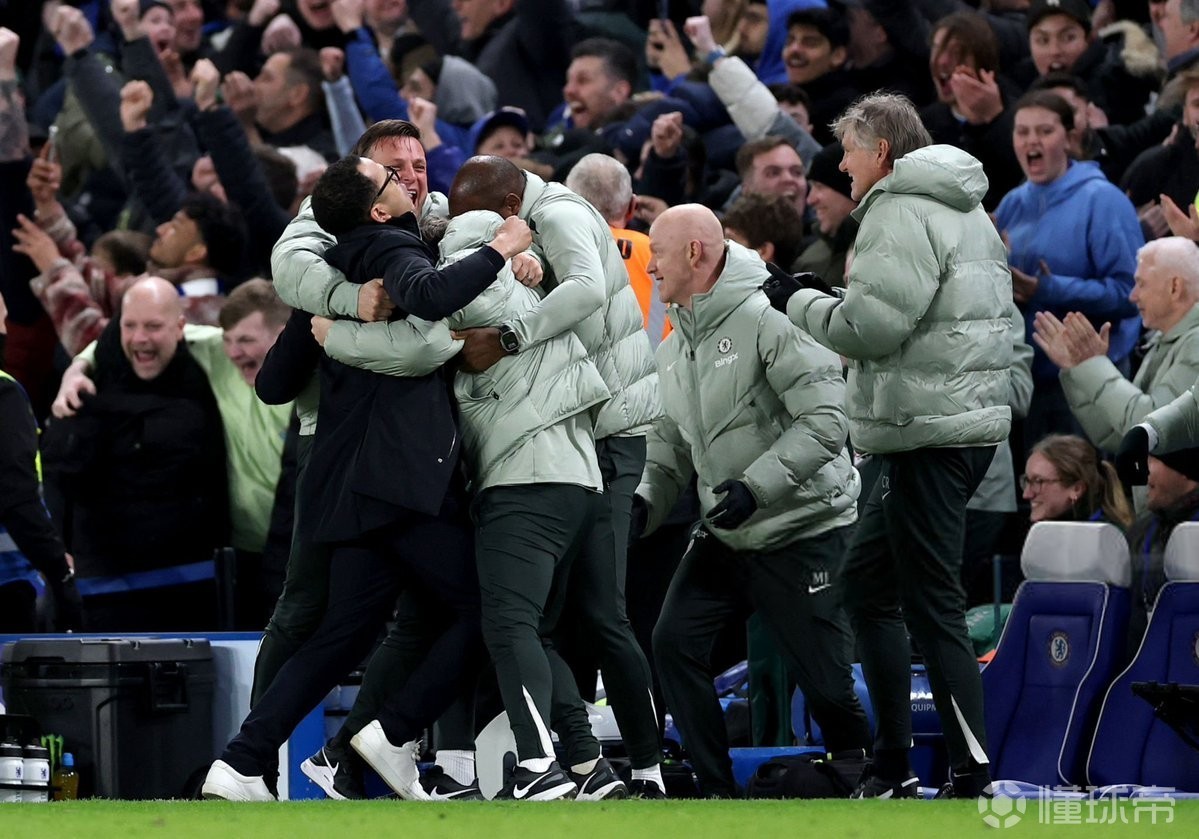 这场我真服罗指导真不是简单换人及时  抱球星大腿明显有很成熟的B方案，知人善用招