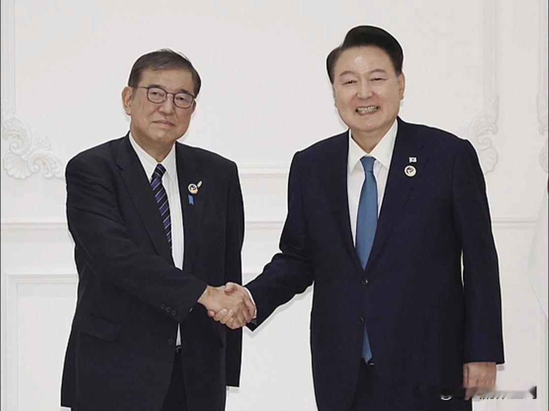 韩国血赚，日本血亏
“不了，谢谢”
这是李在明对川普的回话，情景是川普主动打电话