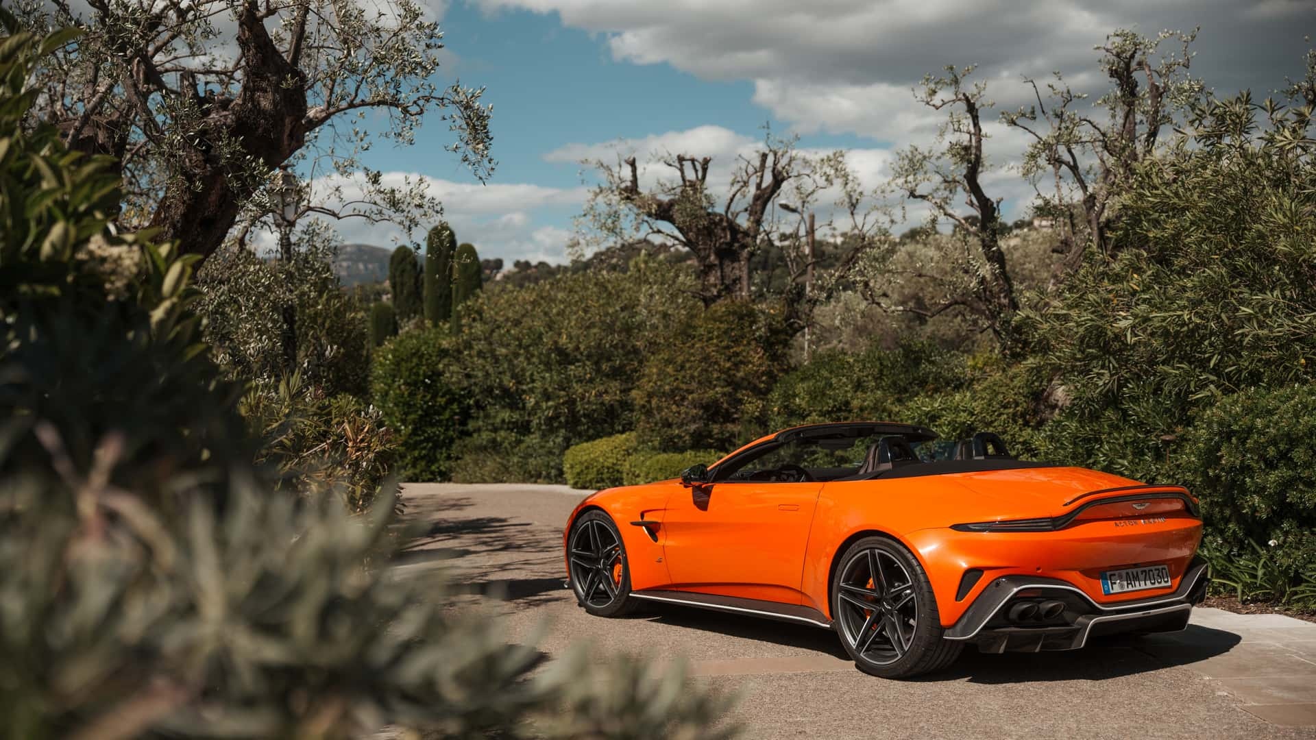 Aston Martin Vantage S（2026） 