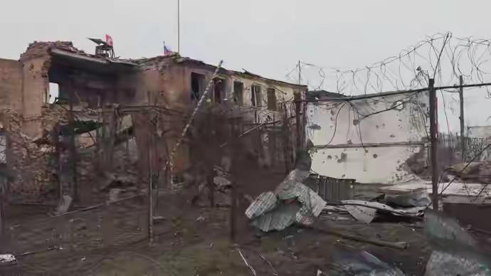 "突发！俄方称乌军袭击致2000人死伤，500人失踪，战况激烈升级"

央视新闻