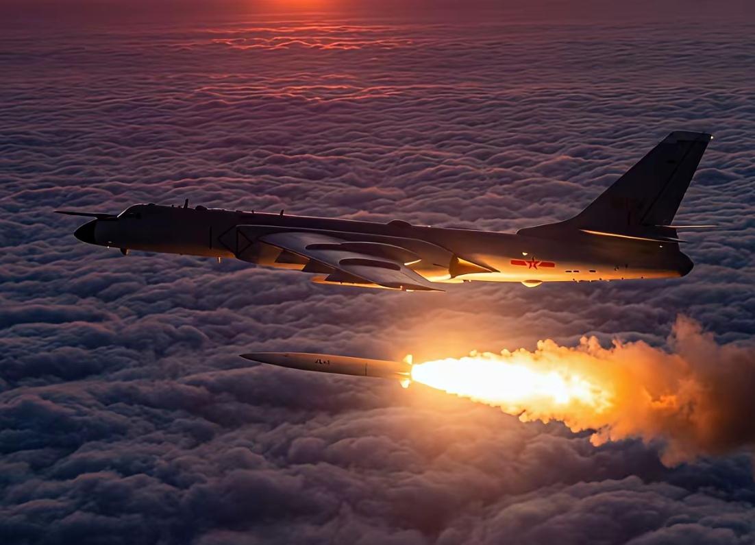 中远程轰炸机+空中加油+发射远程导弹
作战半径直线提升