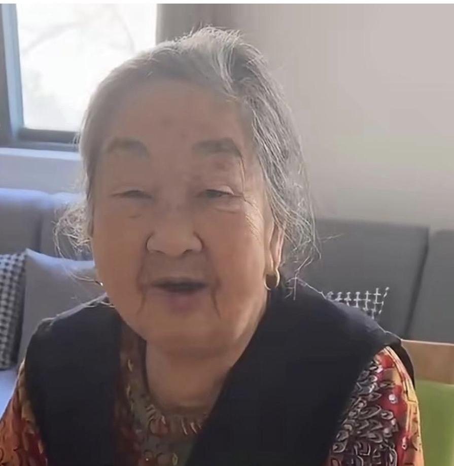 117岁寿星看起来像60岁？揭开“冻龄”真相，竟不是狂走万步！

你能想象吗？一