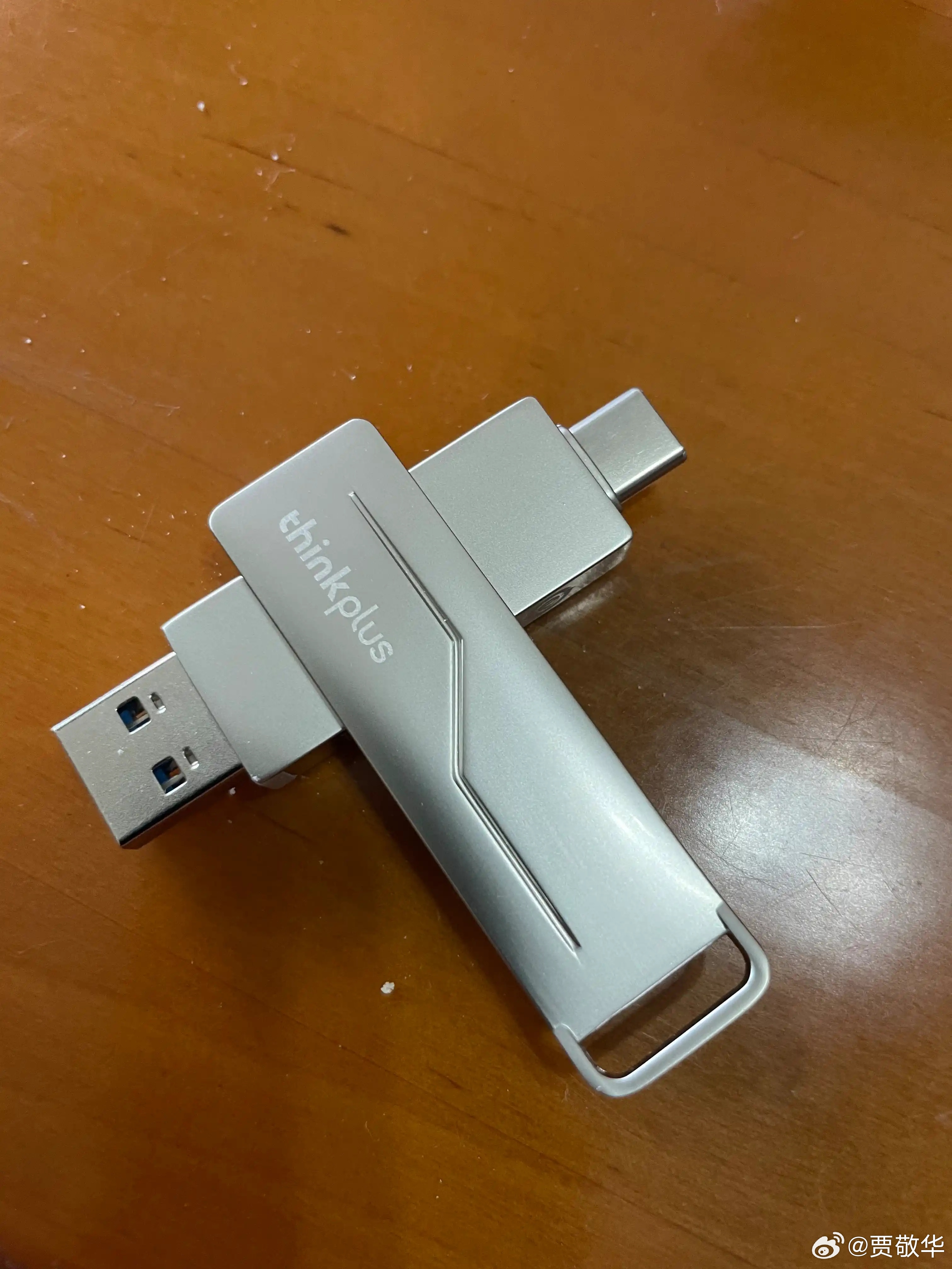 分享几个手机存储不足的解决办法，一是申请手机厂商的云空间，每月5-10元左右，每