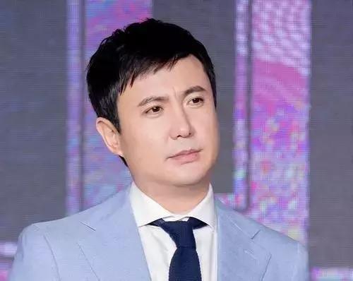 415亿票房，中国影史断层第一，却连一座主流影帝都没拿过，金鸡百花华表，三大奖统
