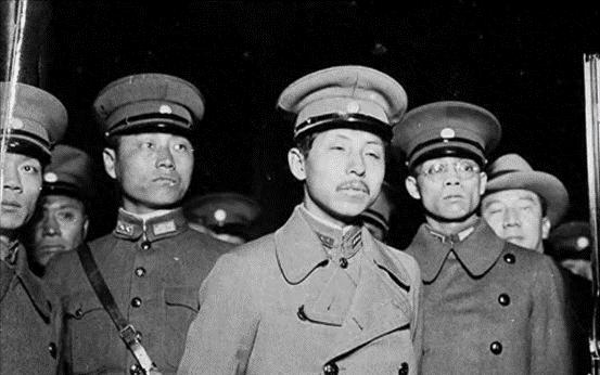 张学良下属中，55年有25位将领被授衔，有5人名声最响，分别是谁
“1955年9
