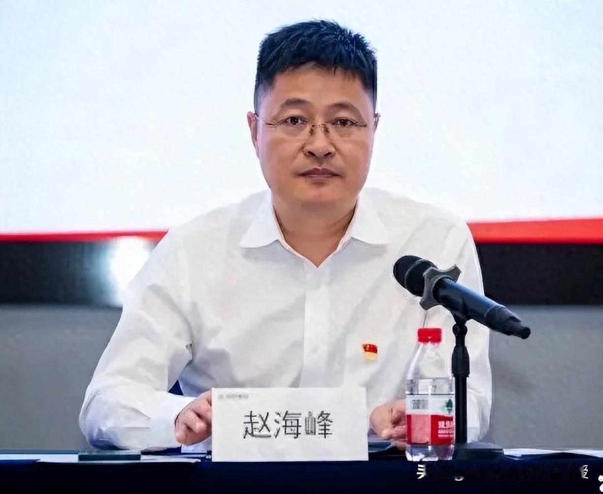 杭州酒局风波曝出之后，一个最核心的问题就是央企商务应酬没有真正落实禁酒令的现实矛