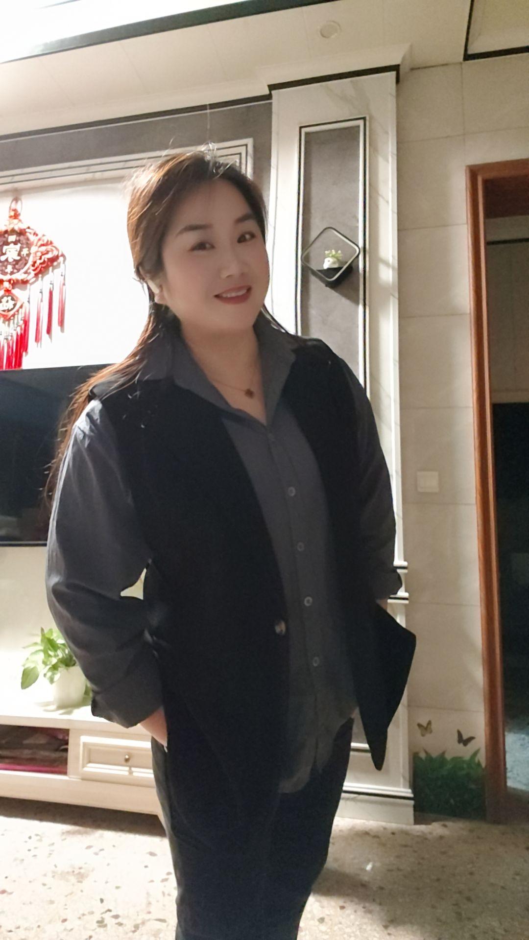 休息了，明天休息了，可以美美的睡到自然醒