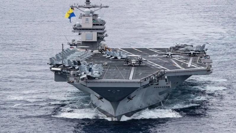 美军核动力航母"杰拉尔德·R·福特"号疑似因舰上洗衣房失火持续燃烧逾30小时
 