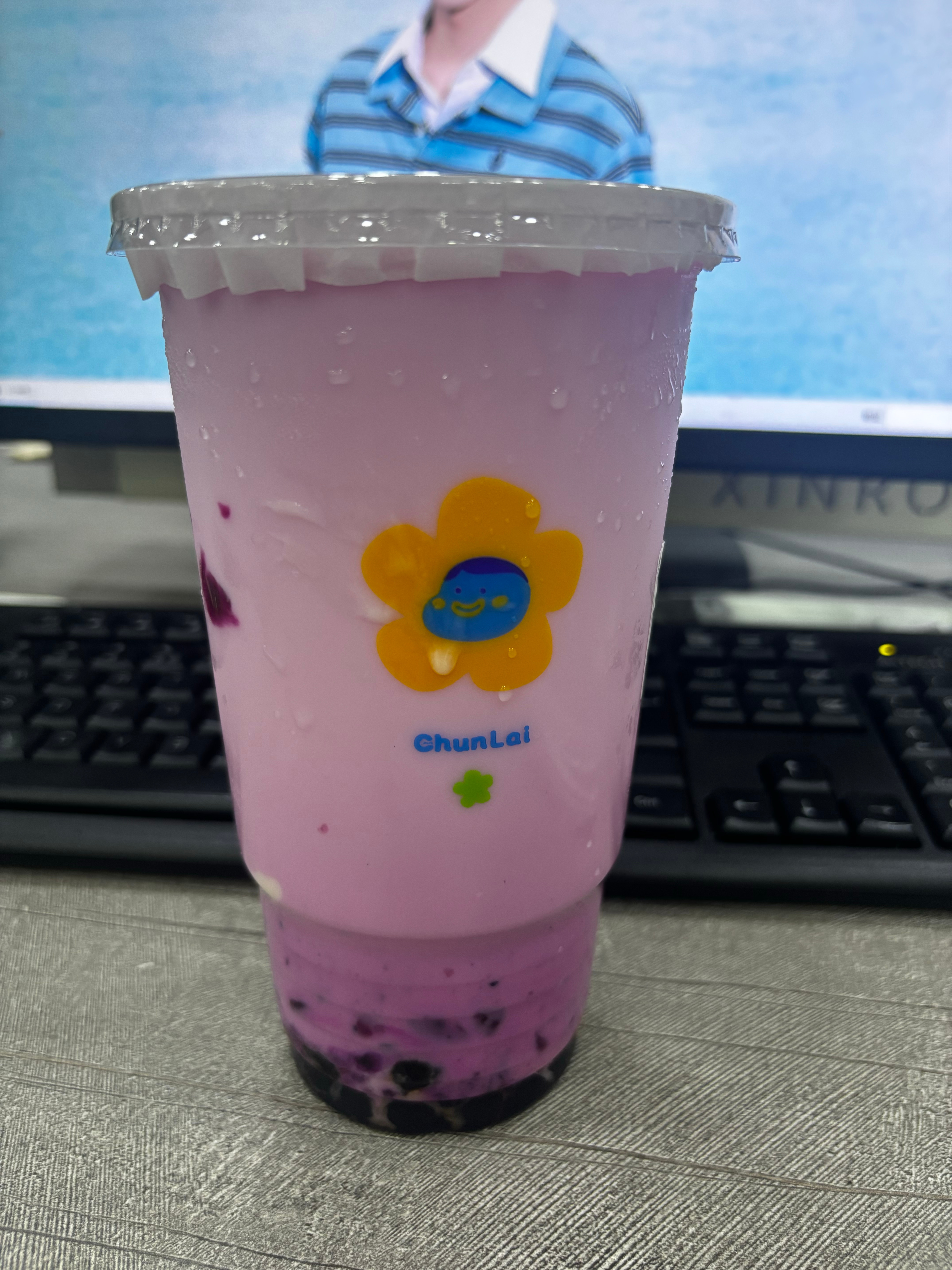 终于喝上秋天的第一杯奶茶 