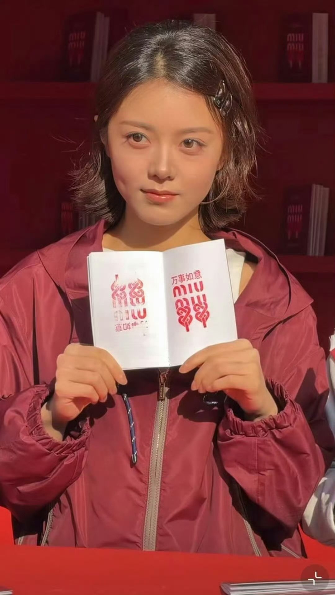 刘浩存赵今麦李庚希生图状态赵今麦李庚希刘浩存同框状态 三大miumiu女郎赵今麦