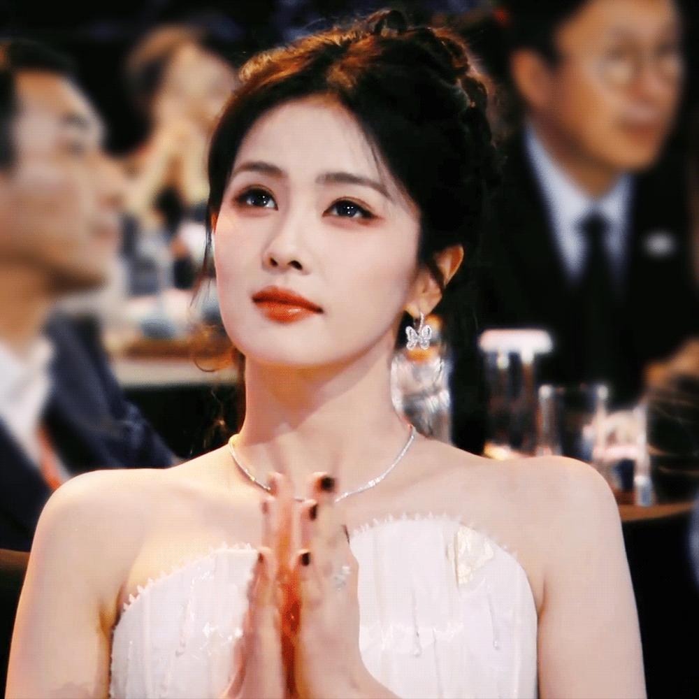 尖叫之夜 没有一个不漂亮各有各的美 不同年龄阶段的美 