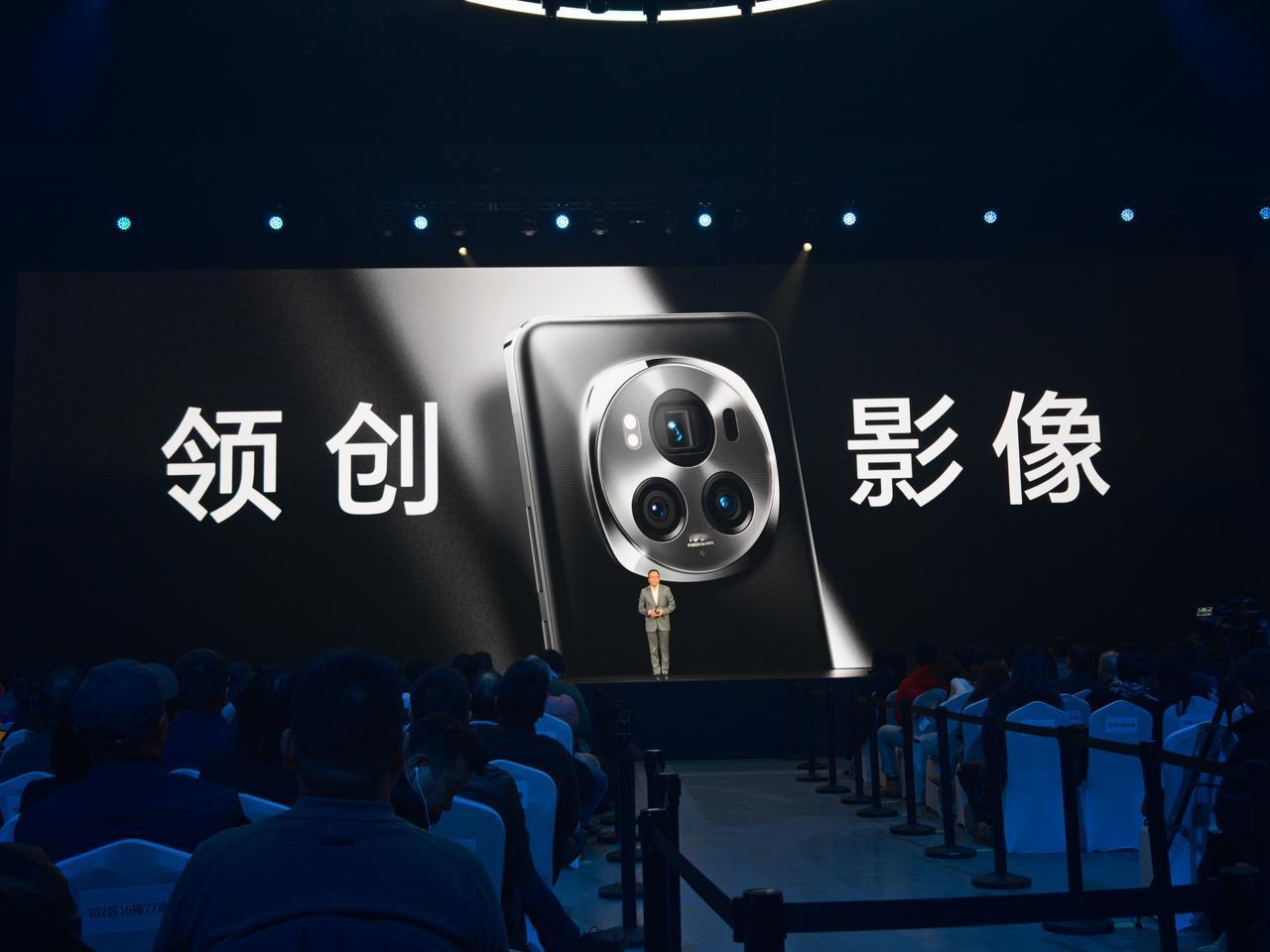 这次Pro版的长焦很不错，为了达成5倍，2亿裁成1.8亿。