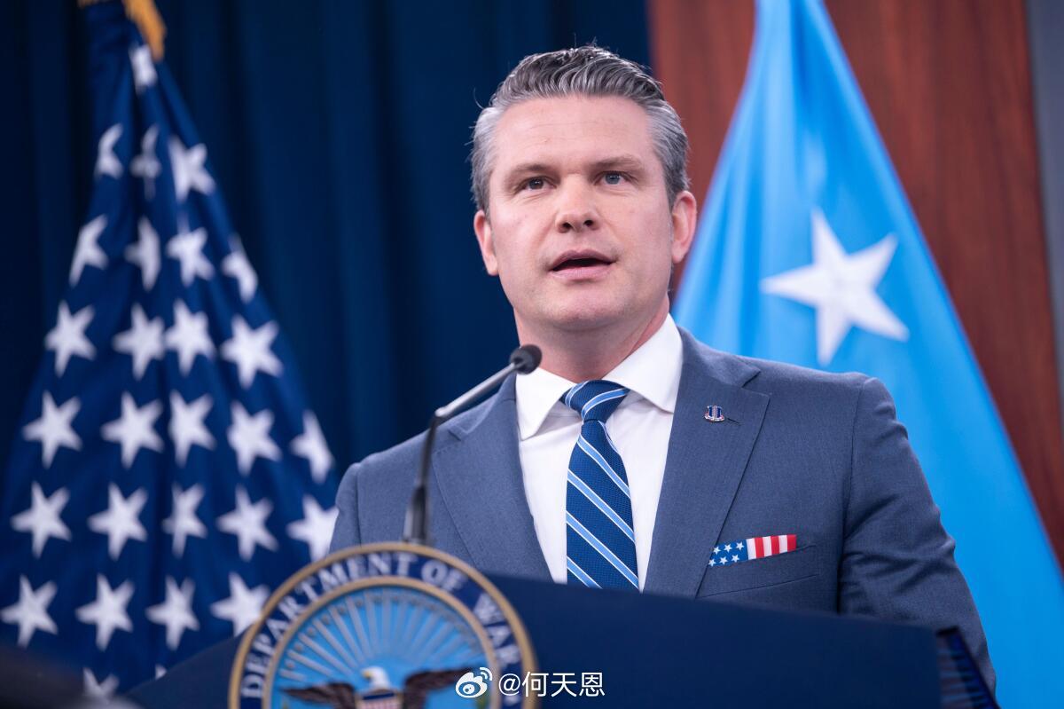 美国美军居然成受害者了？这“自卫报复性打击”真是用得溜。海外新鲜事伊朗袭击美军第