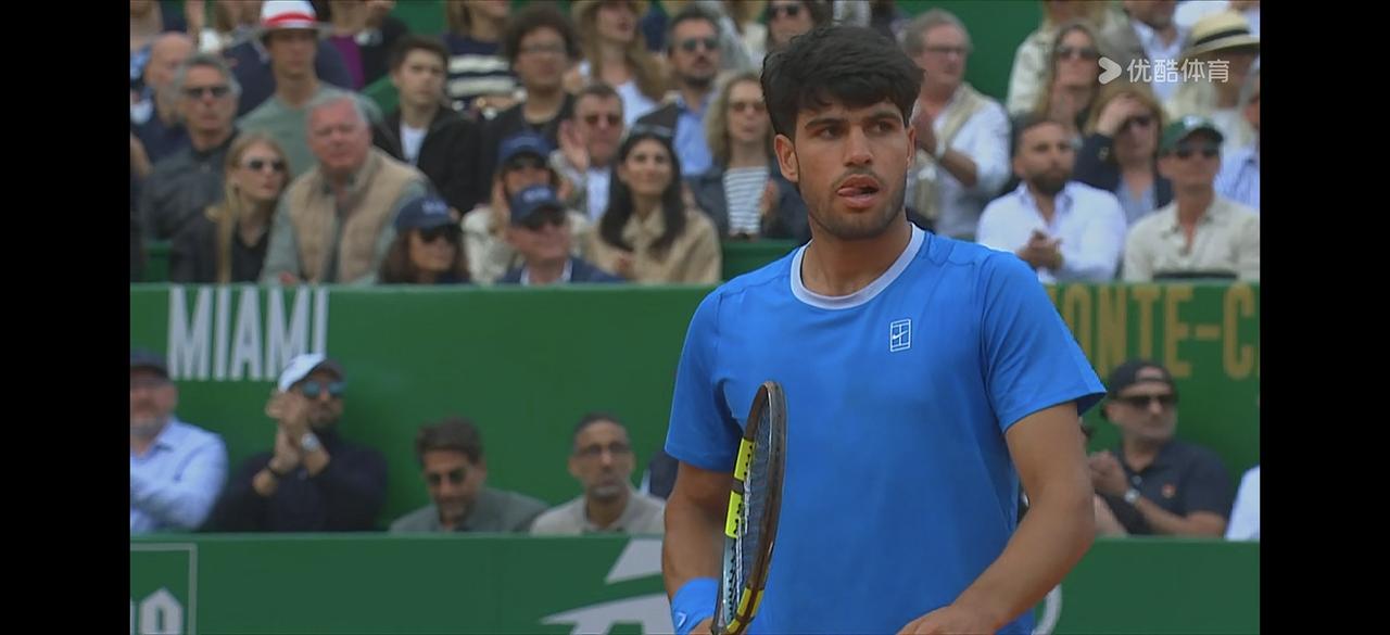 阿尔卡拉斯蒙特卡洛大师赛决赛抢七发出双误，自杀式输掉第一盘
       北京时