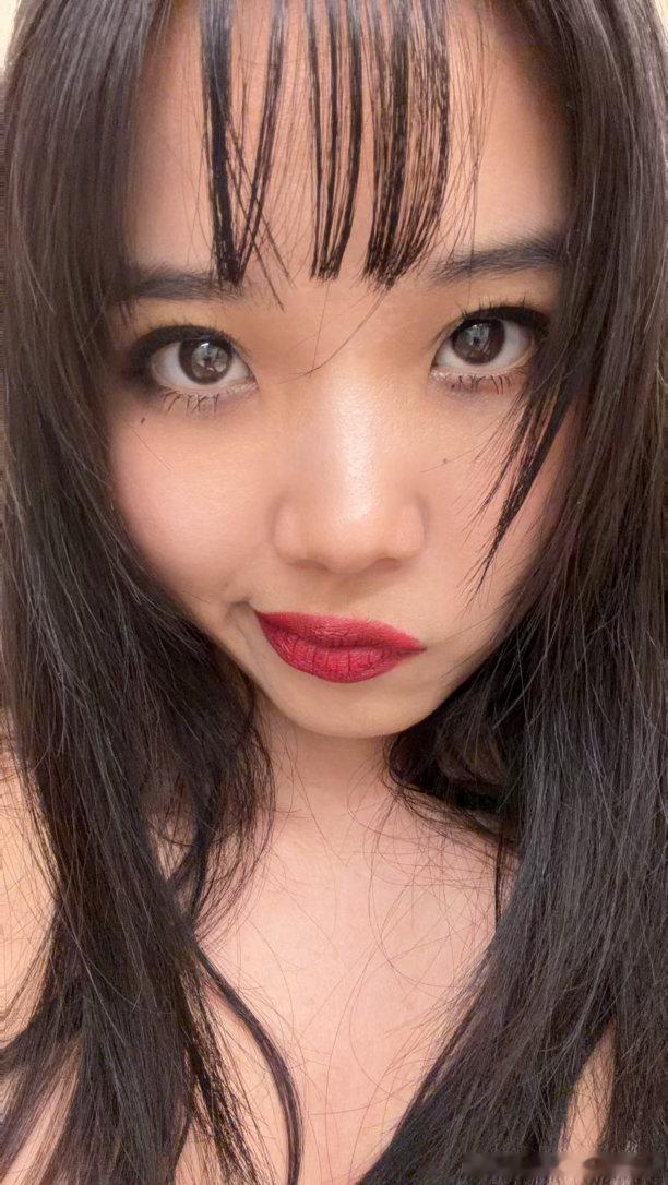 恐怖片视角，富江发型+富江妆容 美国·洛杉矶