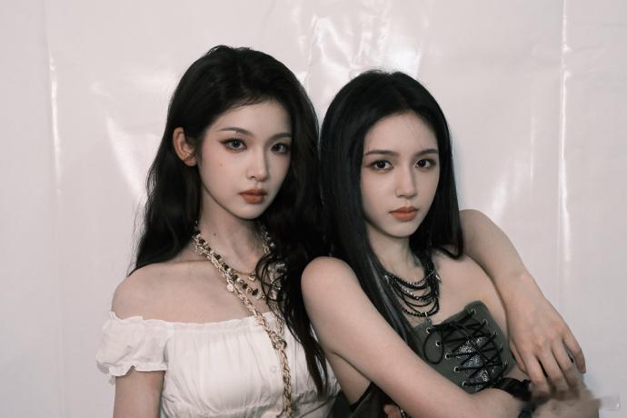 你们的审美是： ​​​