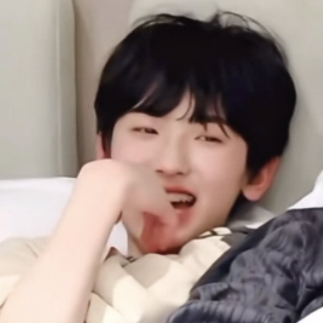 严肃摄入 