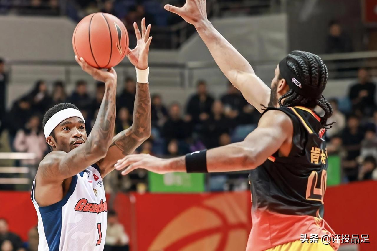 广东宏远昨晚92-93输给弱旅江苏男篮，你认为哪一个才是失败主因？
1.进攻不行