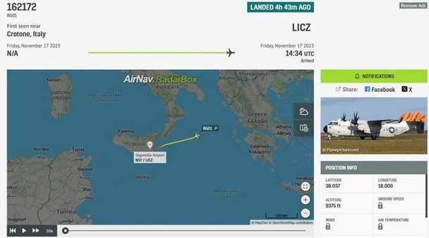 特朗普这回是对委内瑞拉动真格的了，加拉加斯那边爆炸声刚响，美国空军反手就把飞行跟