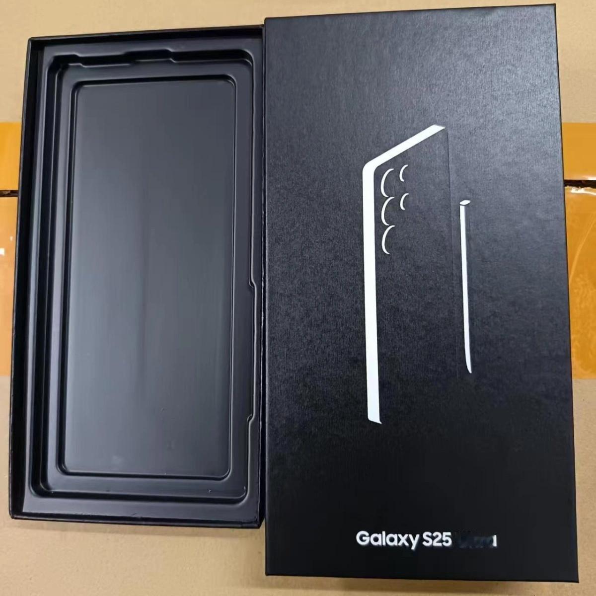 今天对比了三星和 oppo 的屏幕，不得不说三星完胜。就拿显示效果来说，三星屏幕