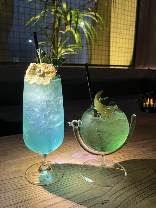 求助给两杯酒起个名字！不要绿字！