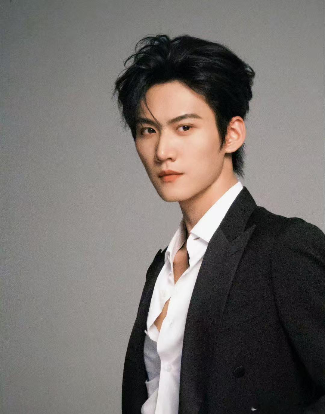 怎么有综艺要包场我的夜生活风华合伙人 夜间小店的设定太治愈，忙碌一天后能有这样一