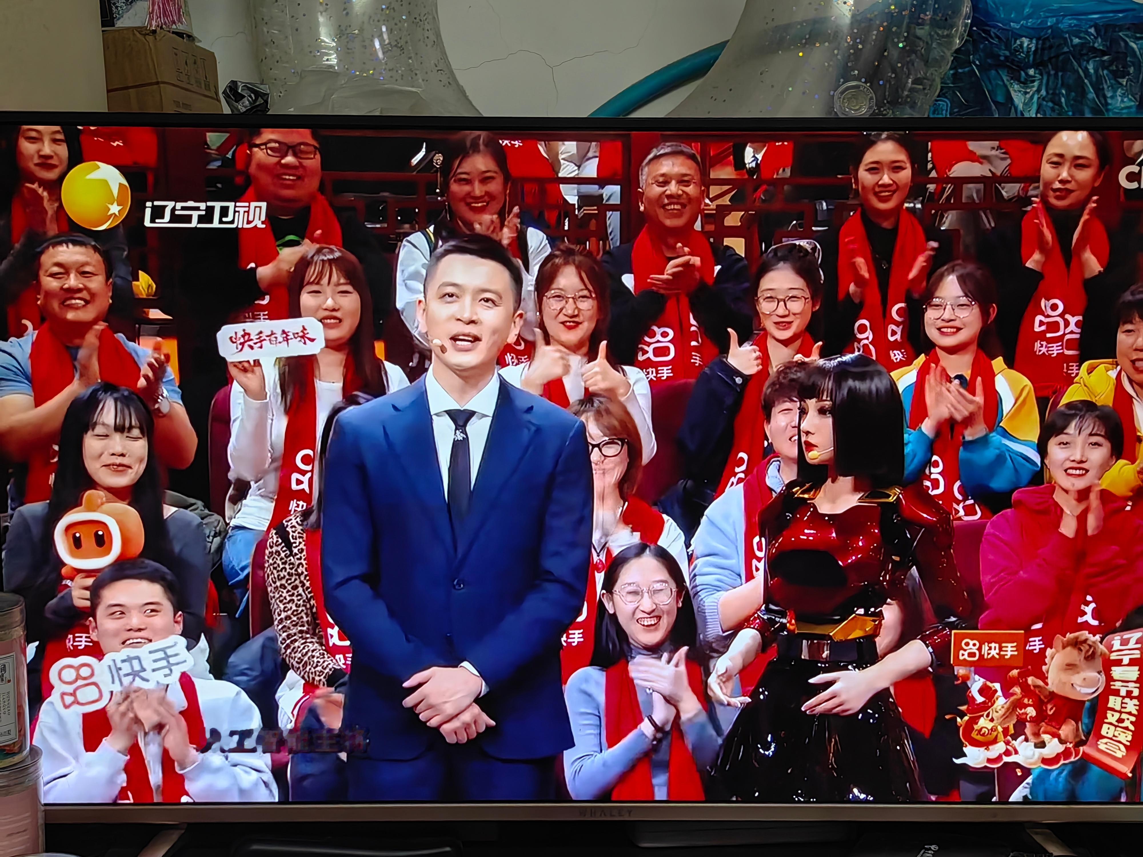 妈呀，杨鸣越来越帅了 