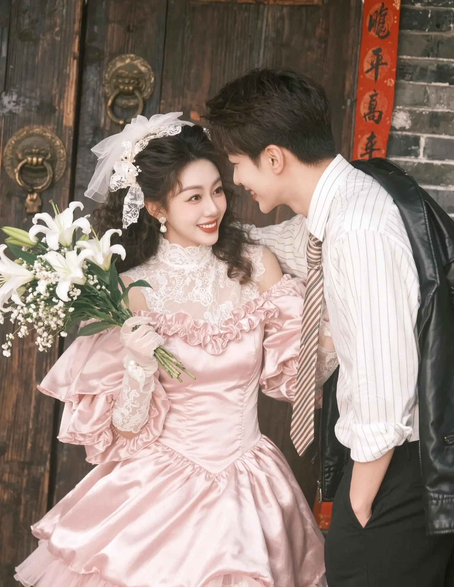 AI90年代复古胶片婚照 ai创作全新升级 粉色花神婚纱照 法式复古写真