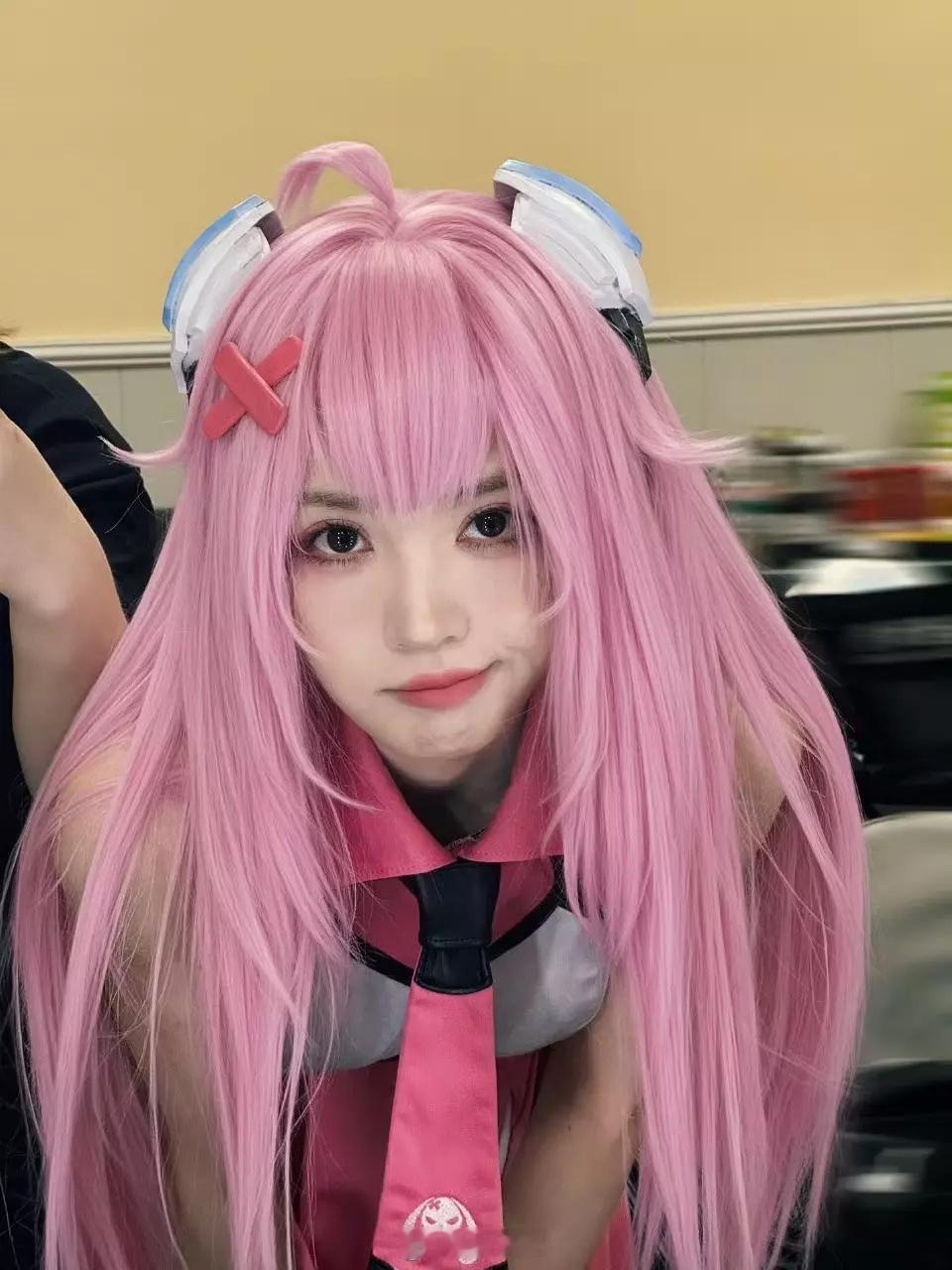 田曦薇这张脸这个身材好适合cos ​​​