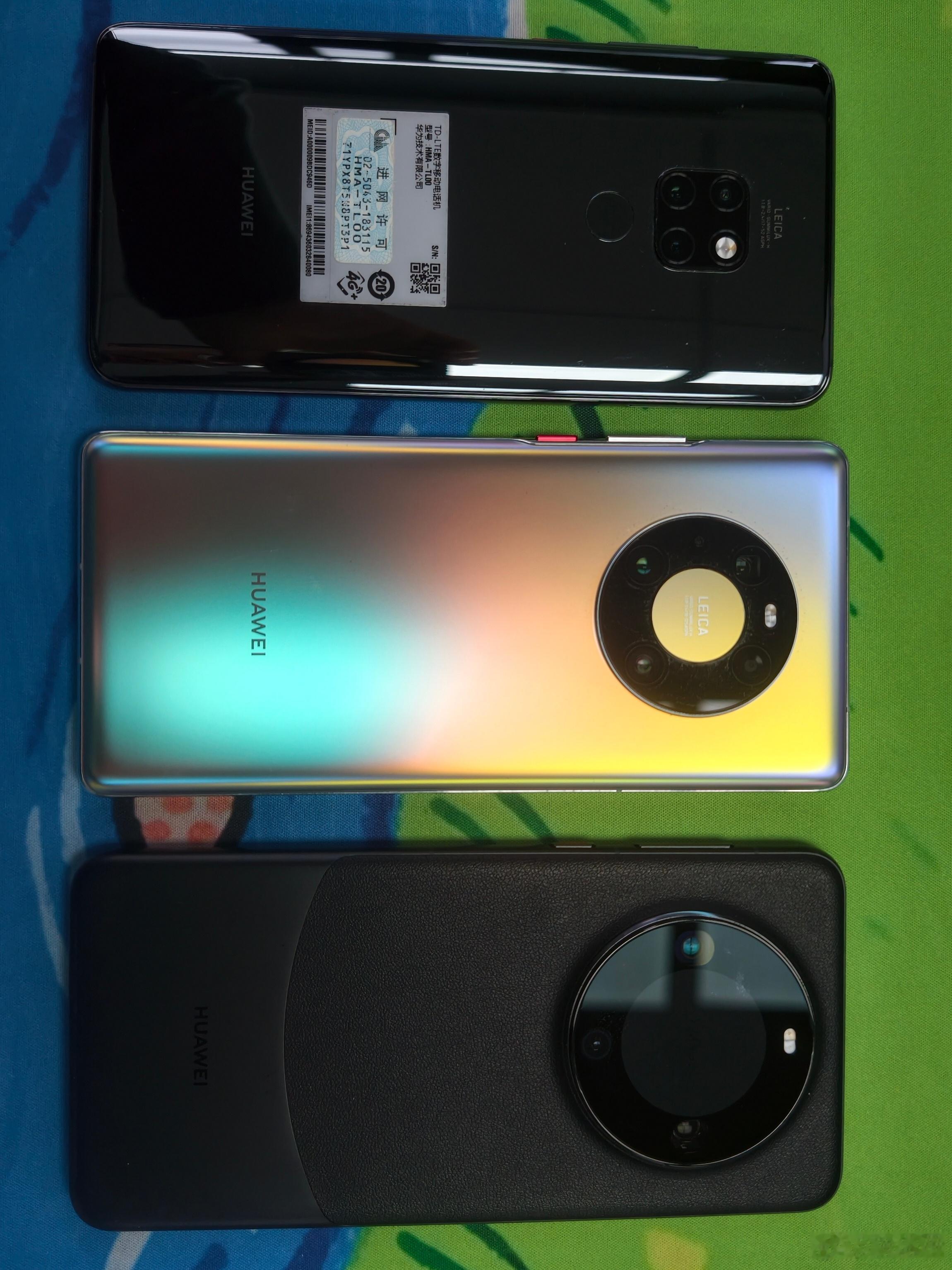 看谁只买双数呀～从mate20起～越来越厚～越来越高级。mate20依旧好用丝滑